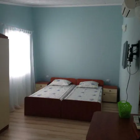Konukevi Бунгала Ивон Равда Ravda